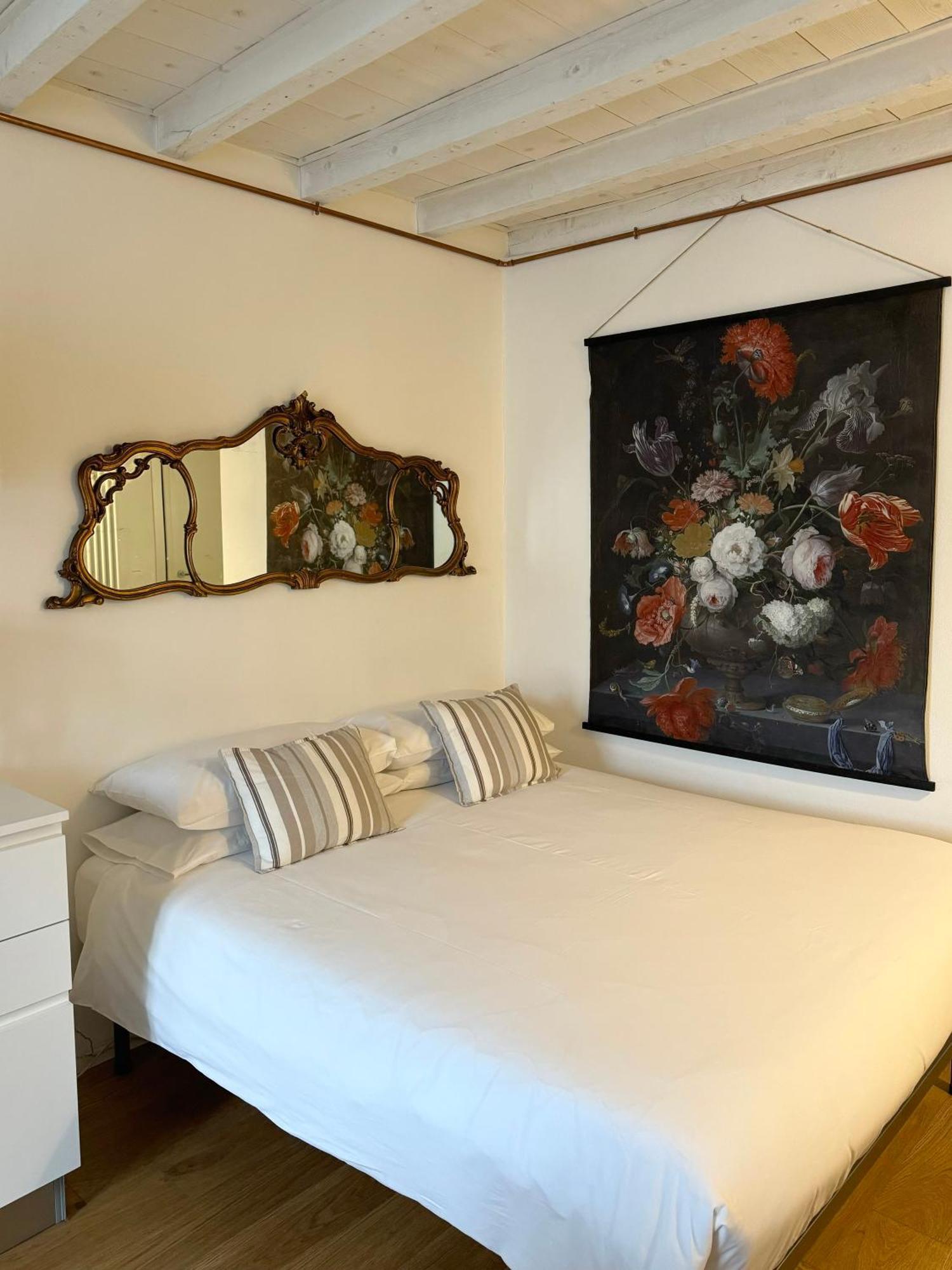 Ferienwohnung La Casina Di Alessia Bergamo Exterior foto