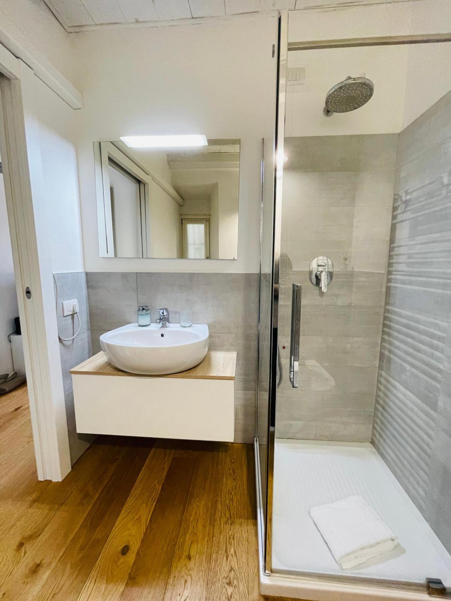 Ferienwohnung La Casina Di Alessia Bergamo Exterior foto