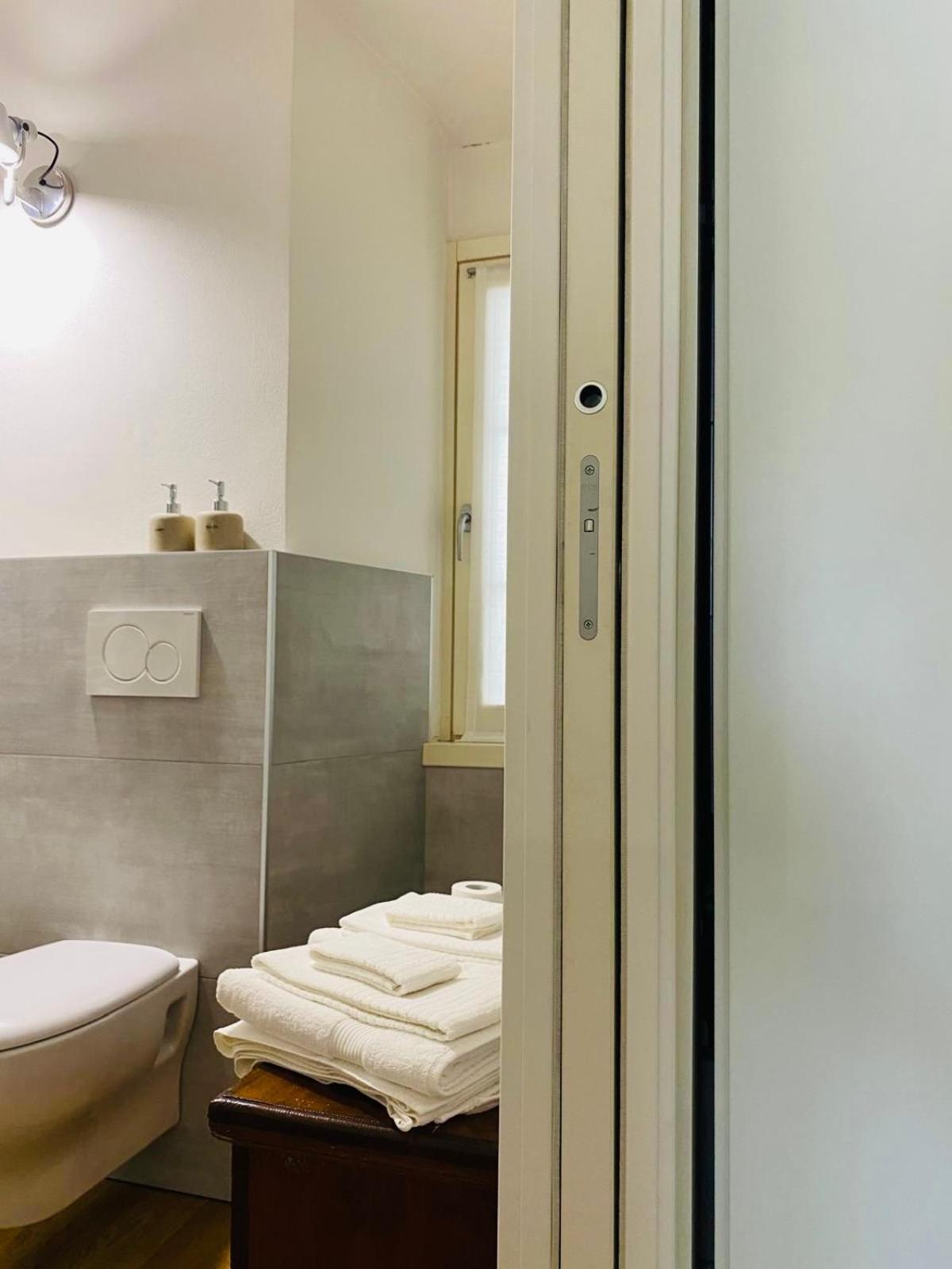 Ferienwohnung La Casina Di Alessia Bergamo Exterior foto
